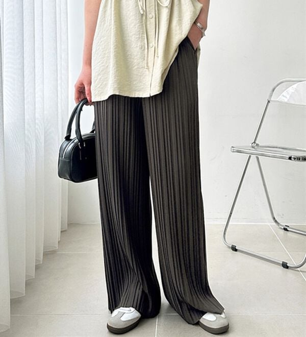 GeeRA（ジーラ）の「【スッキリ細見え】イージー美脚パンツ（フルレングスパンツ）」｜詳細画像