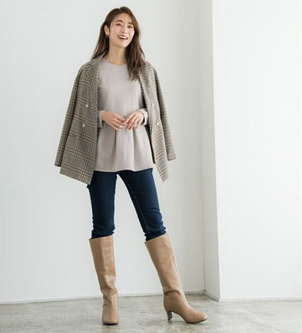 Pierrot（ピエロ）の「ライトスウェットタックデザインプルオーバー（カットソー）」｜詳細画像