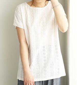 BELLUNA（ベルーナ）の「幾何柄×花柄レース使いプルオーバー（カットソー）」｜オフ白