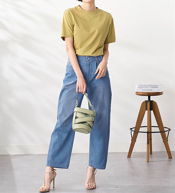 BELLUNA（ベルーナ）の「ひんやり冷感！カーブシルエットデニムパンツ（ワイドパンツ・ガウチョ）」｜詳細画像