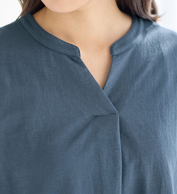 alotta（アロッタ）の「【接触冷感】スキッパータック袖ブラウスカットソー（カットソー）」｜詳細画像