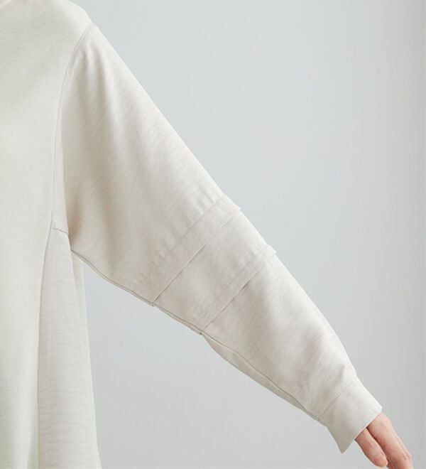 BELLUNA（ベルーナ）の「ニット切替袖タックプルオーバー（ニット・セーター）」｜詳細画像