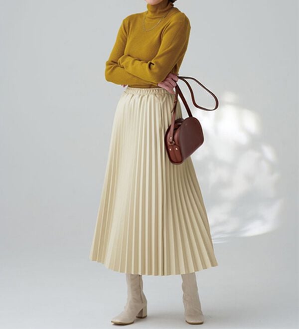 BELLUNA（ベルーナ）の「レザーライクプリーツスカート（ロングスカート）」｜詳細画像