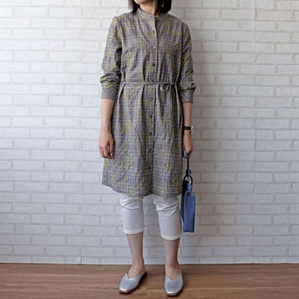 BELLUNA（ベルーナ）の「配色刺しゅう使いシャツチュニック（チュニック）」｜詳細画像