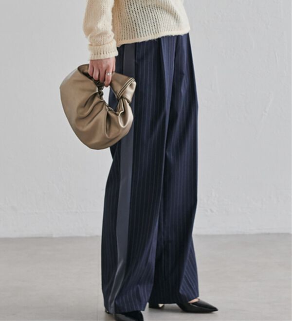 RANAN（ラナン）の「サイドラインシルエットパンツ（フルレングスパンツ）」｜詳細画像