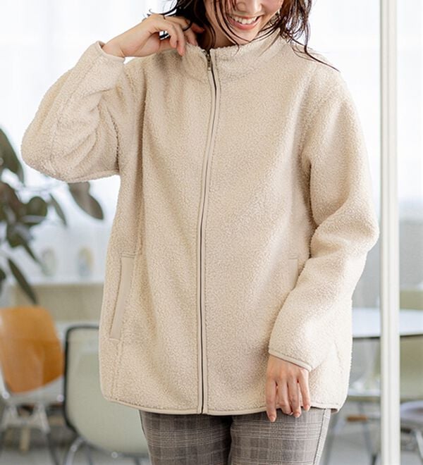 BELLUNA（ベルーナ）の「裏フリースボア素材スタンドネックブルゾン（ブルゾン）」｜詳細画像