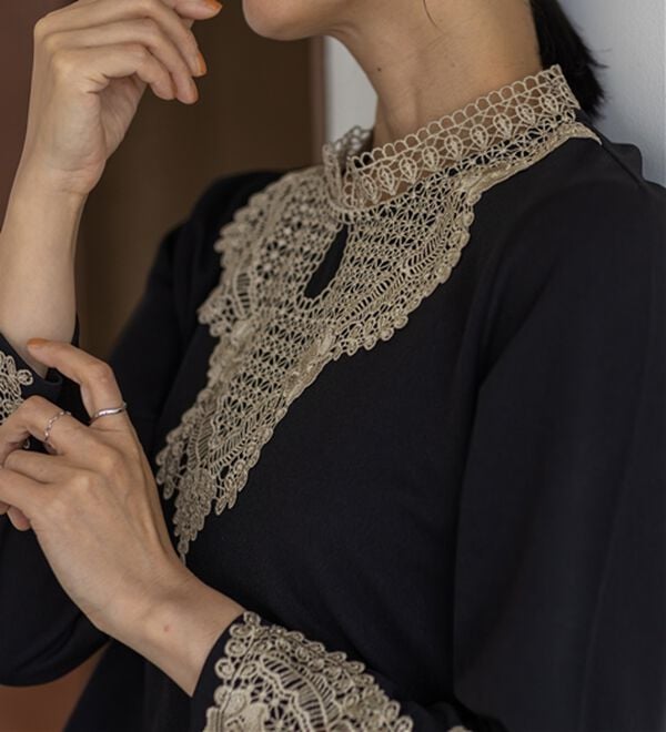 BELLUNA（ベルーナ）の「配色レース使い華やかチュニック（チュニック）」｜詳細画像