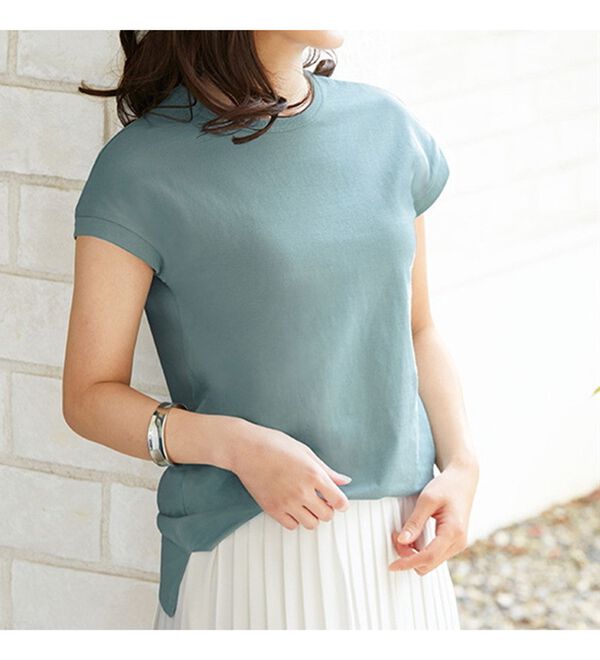 LAVIENNE（ラヴィエンヌ）の「大人世代のキレイに着こなすＴシャツ（Tシャツ）」｜詳細画像