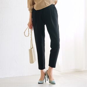 RANAN（ラナン）の「あったか！裏起毛美脚シルエットタックパンツ（フルレングスパンツ）」｜ブラック