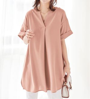 alotta（アロッタ）の「スキッパーとろみブラウスチュニック（ブラウス）」｜スモーキーピンク