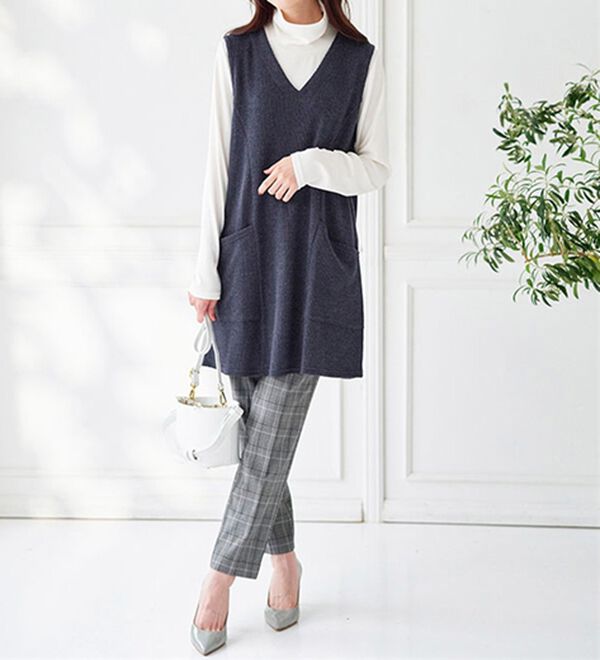 BELLUNA（ベルーナ）の「杢調素材ポケットデザインジャンパードレス（ジャンパースカート）」｜詳細画像