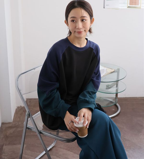 A HAPPY MARILYN（アハッピーマリリン）の「【３Ｌ～６Ｌ】厚すぎないのが着やすい！！配色デザインポンチスウェットトップス（トレーナー・スウェット）」｜詳細画像