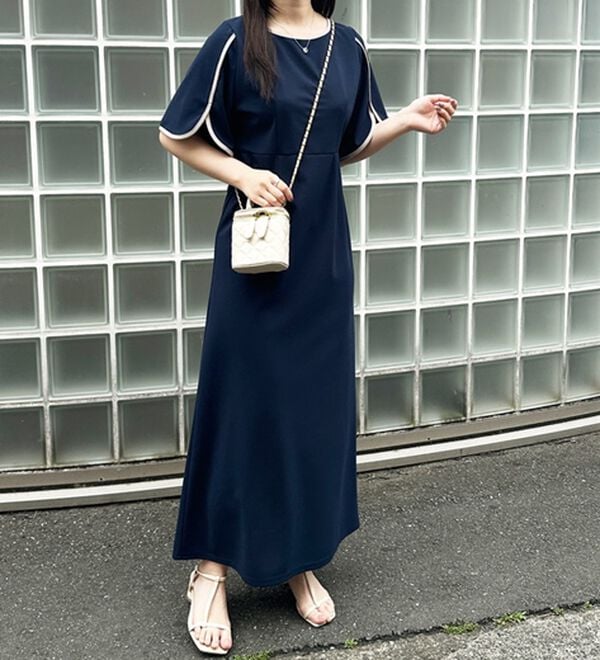 GeeRA（ジーラ）の「スリット入りフレアースリーブワンピース（その他ワンピース）」｜詳細画像