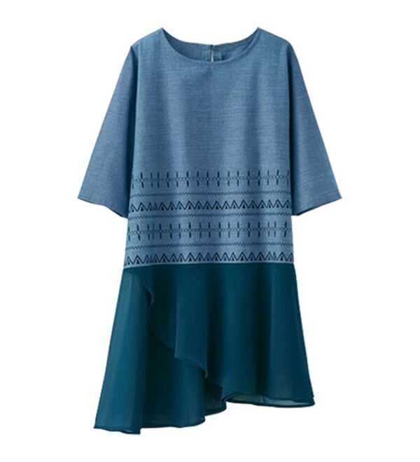 BELLUNA（ベルーナ）の「ひんやり！ふわっと揺れる異素材切替刺しゅうチュニック（チュニック）」｜詳細画像