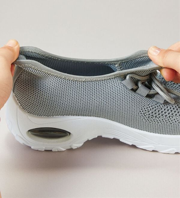 BELLUNA（ベルーナ）の「軽量ニットエアソールデザインスニーカー（スニーカー）」｜詳細画像