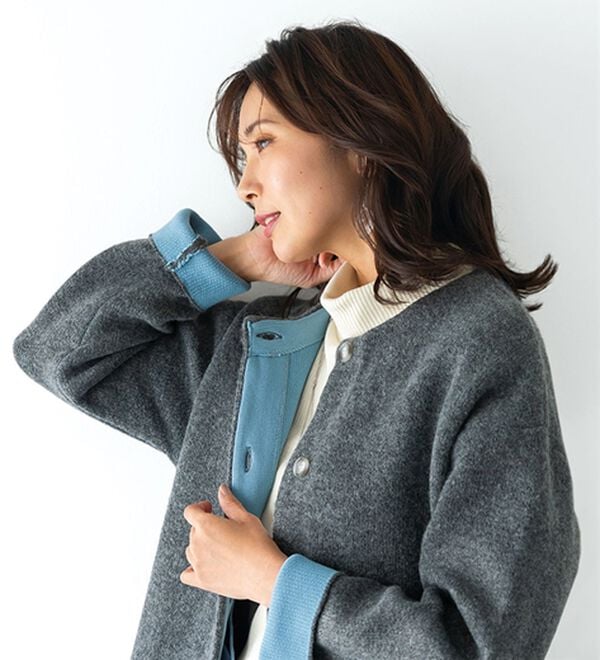 BELLUNA（ベルーナ）の「配色デザイン　ニットジャケット（その他ジャケット）」｜チャコール&times;ライトブルー