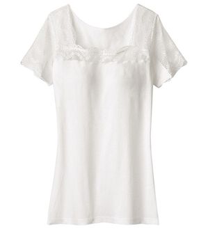 LAVIENNE（ラヴィエンヌ）の「＜ラヴィクールナチュラル＞激汗ゲッターレース・カップ付インナー（ブラトップ・カップ付きインナー）」｜オフホワイト