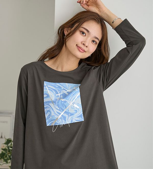 BELLUNA（ベルーナ）の「一枚で着映えるデコラＴ（長袖）（チュニック）」｜詳細画像