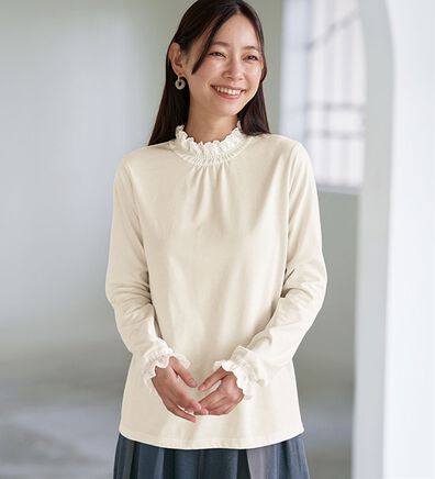 BELLUNA（ベルーナ）の「＜＆ｃｏｃｏｃｈｉ＞袖＆衿レース使いあったか重ね着用プルオーバー（カットソー）」