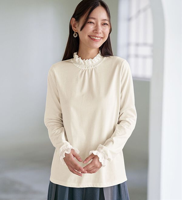 BELLUNA（ベルーナ）の「＜＆ｃｏｃｏｃｈｉ＞袖＆衿レース使いあったか重ね着用プルオーバー（カットソー）」｜詳細画像