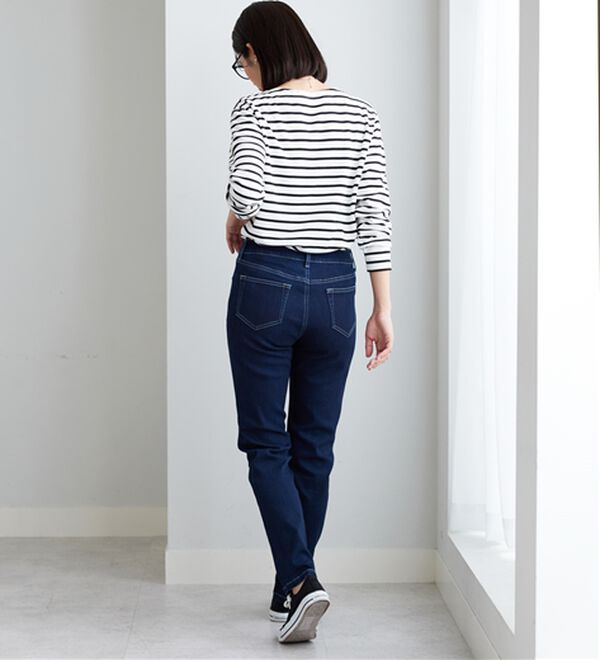 BELLUNA（ベルーナ）の「やわらかストレッチデニム素材スリムパンツ（フルレングスパンツ）」｜詳細画像