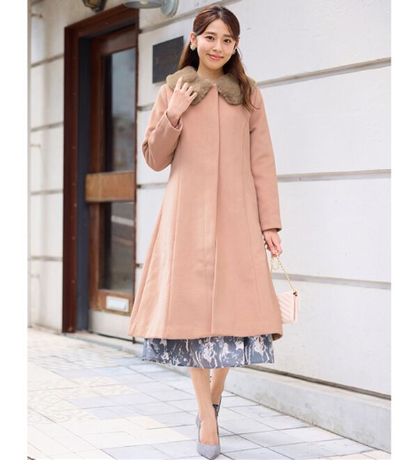 alotta（アロッタ）の「美人シルエットファー付ノーカラーコート【美人百花掲載】（ロングコート）」｜詳細画像