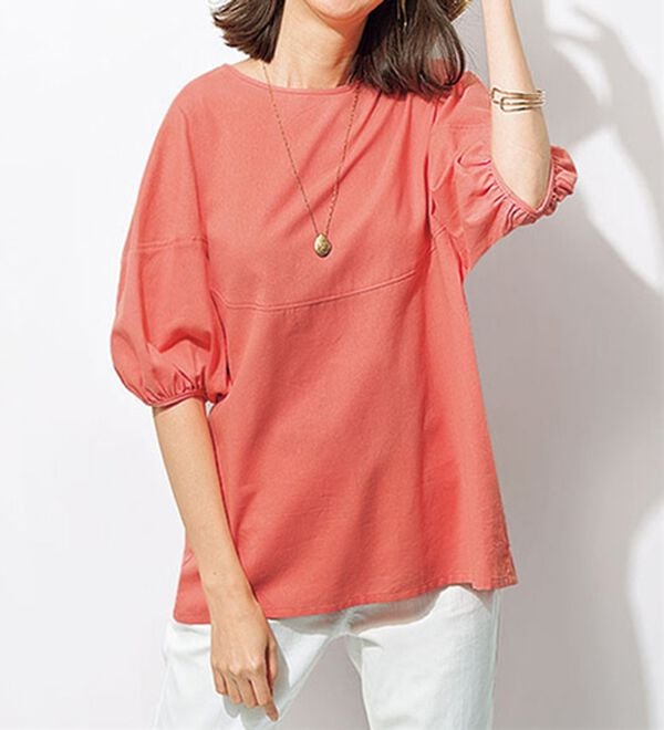 BELLUNA（ベルーナ）の「柔らか綿麻ボリューム袖ブラウス（ブラウス）」｜コーラル