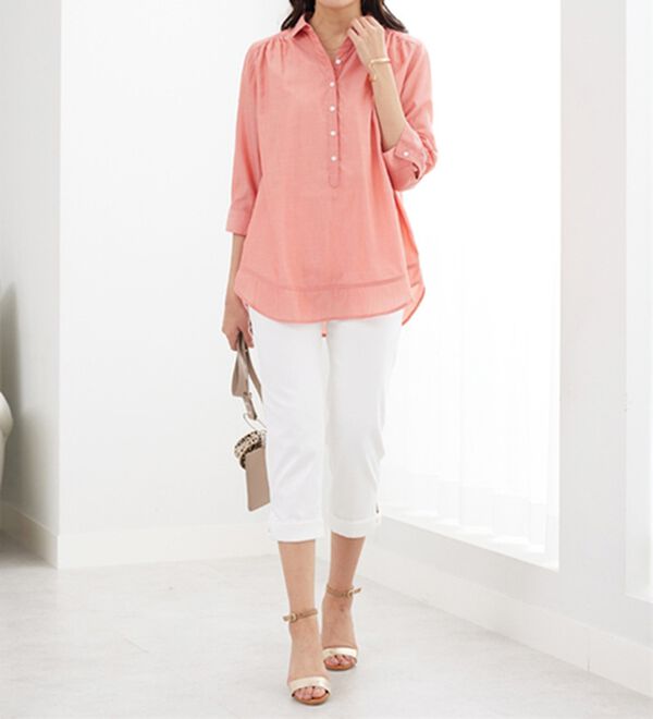 BELLUNA（ベルーナ）の「サラリ綿混！ギャザー使いシャツチュニック（チュニック）」｜詳細画像