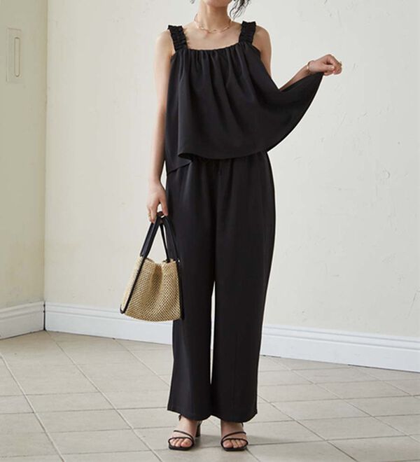 RANAN（ラナン）の「フリルデザインキャミセットアップ（ワイドパンツ・ガウチョ）」｜詳細画像