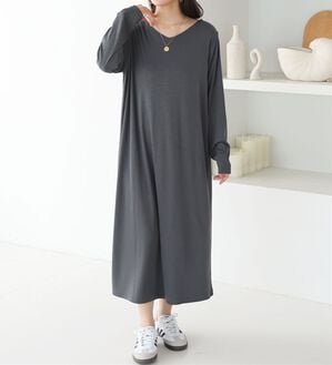 A HAPPY MARILYN（アハッピーマリリン）の「【大きいサイズ】【Ｌ～８Ｌ】スッキリ着痩せワンピース【エブリデイＲｉｂ】（カットソーワンピース）」｜ダークグレー