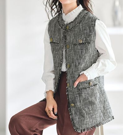BELLUNA（ベルーナ）の「ラフに着こなすフリンジ使いツイードベスト（ベスト）」