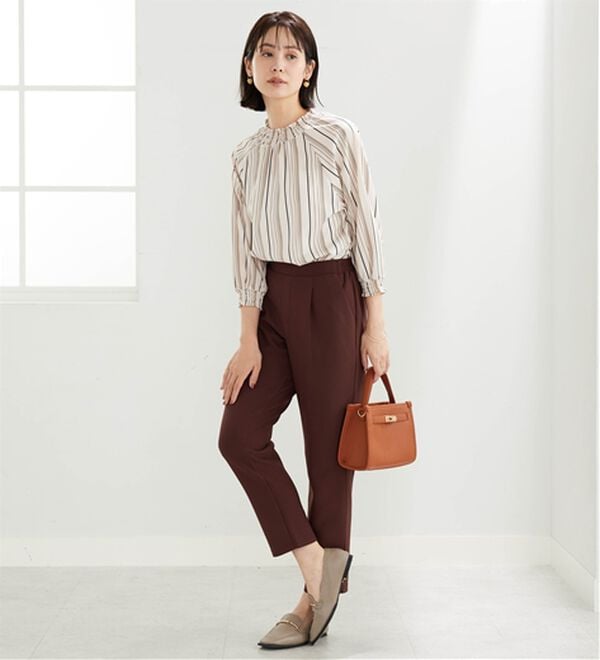 BELLUNA（ベルーナ）の「ジョーゼット裏スムーステーパードパンツ（テーパードパンツ）」｜詳細画像