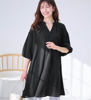 alotta（アロッタ）の「パフ袖とろみブラウスチュニックワンピース（チュニックワンピース）」｜ブラック