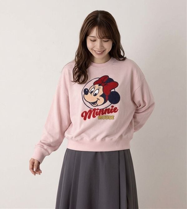 「＜Disney＞【ミッキー＆ミニー】サガラ刺しゅうゆったり裏毛トレーナー（カットソー）」｜詳細画像