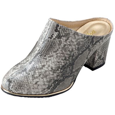 BELLUNA（ベルーナ）の「４Ｅエレガントラインミュール（サンダル・ミュール）」