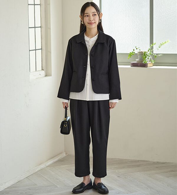 BELLUNA（ベルーナ）の「ドビー素材タックデザインゆったりテーパードパンツ（テーパードパンツ）」｜詳細画像