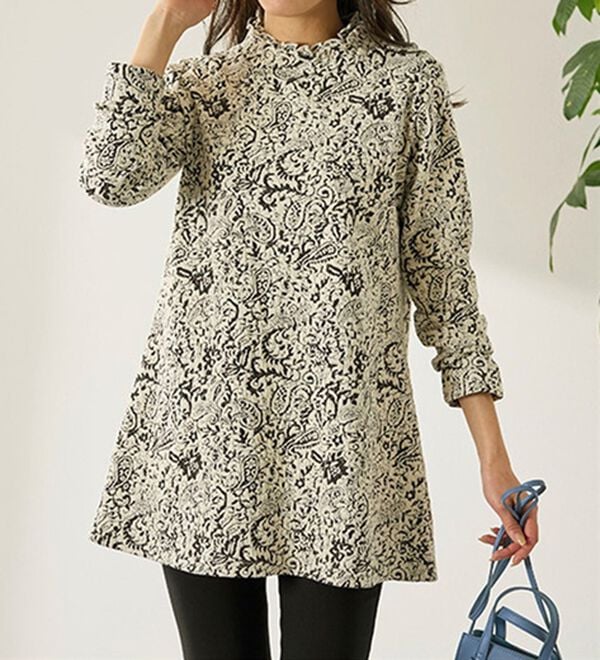 BELLUNA（ベルーナ）の「華やかふくれジャカードチュニック（チュニック）」｜詳細画像