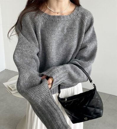 GeeRA（ジーラ）の「ボリュームスリーブショートニット（ニット・セーター）」