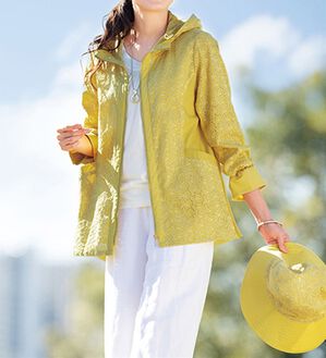 ルフラン（ルフラン）の「帽子付綿刺しゅう切替ブルゾン（ブルゾン）」｜イエロー