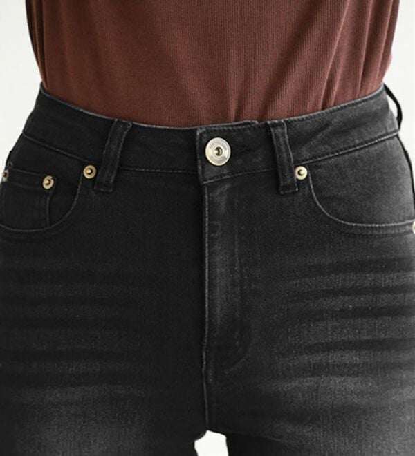 Pierrot（ピエロ）の「【ＸＳ～４Ｌ】ストレッチスキニーデニムパンツ（フルレングスパンツ）」｜詳細画像