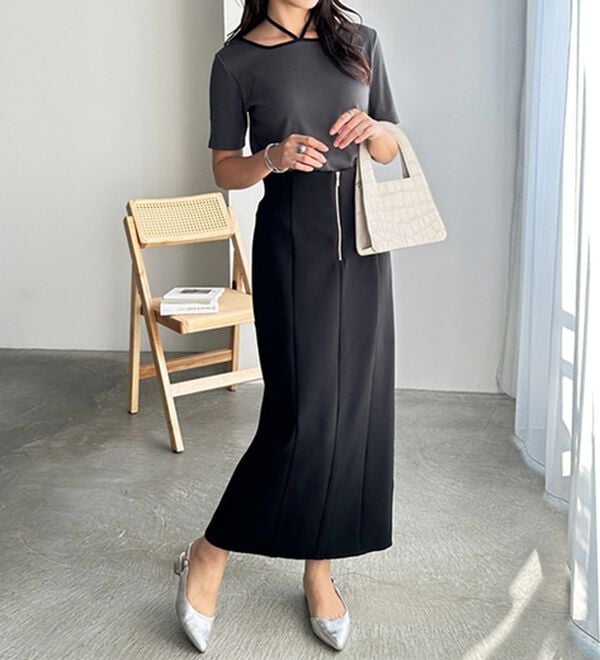 GeeRA（ジーラ）の「ホルターネック配色リブカットソー（カットソー）」｜詳細画像