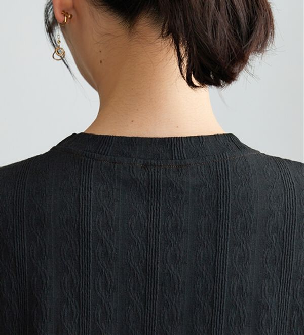 BELLUNA（ベルーナ）の「ミニケーブル柄パッチワーク風プルオーバー（カットソー）」｜詳細画像