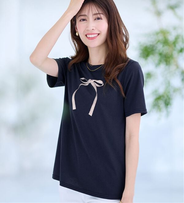 alotta（アロッタ）の「大人かわいいプリント綿混Ｔシャツ（Tシャツ）」｜詳細画像