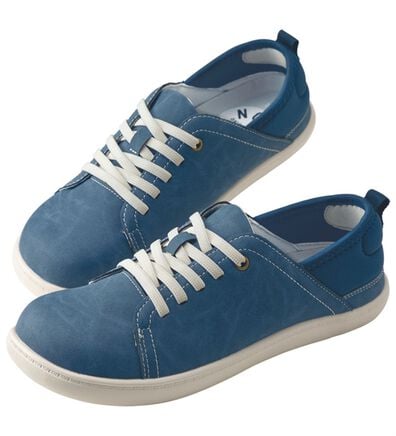 BELLUNA（ベルーナ）の「＜ペコポン＞踵ふんでもポンっと元に戻る便利スニーカー（スニーカー）」