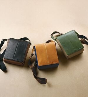 「＜ゴールデンベア＞イタリアンレザーフラップショルダー（メンズショルダーバッグ）」｜詳細画像