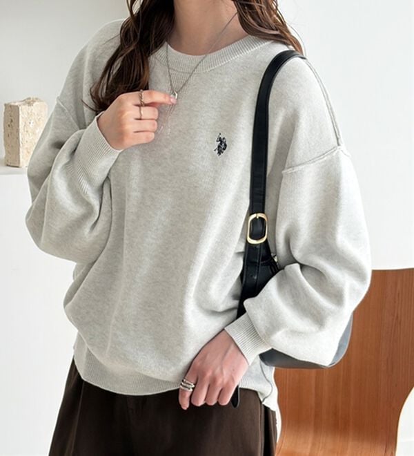 GeeRA（ジーラ）の「【U.S. POLO ASSN.】スウェットライクニット（ニット・セーター）」｜オートミール