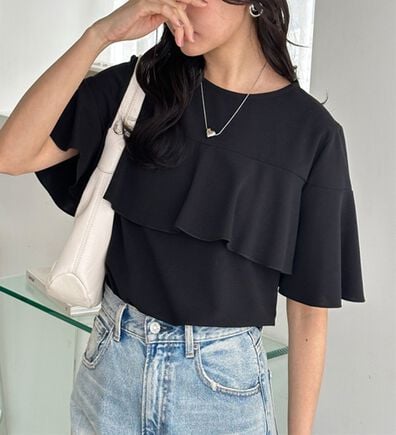 GeeRA（ジーラ）の「ラッフルフリルフレアースリーブＴブラウス（ブラウス）」