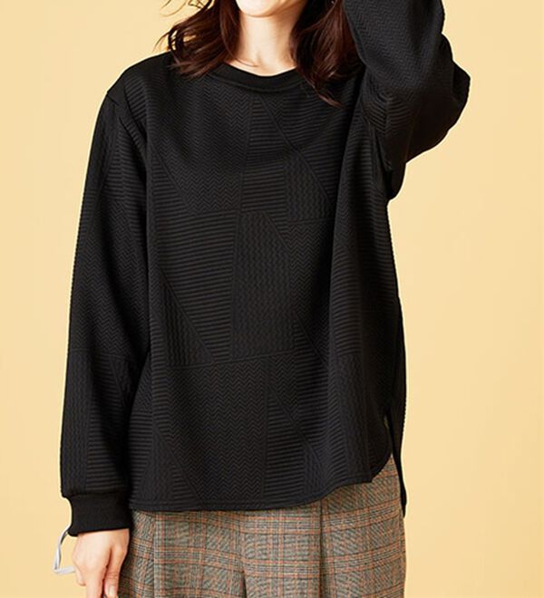 BELLUNA（ベルーナ）の「ふくれジャカードキルトプルオーバー（カットソー）」｜詳細画像