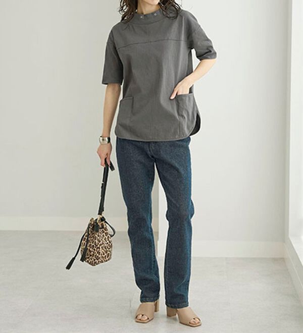 BELLUNA（ベルーナ）の「抗菌防臭綿１００％切替デザインプルオーバー（カットソー）」｜詳細画像