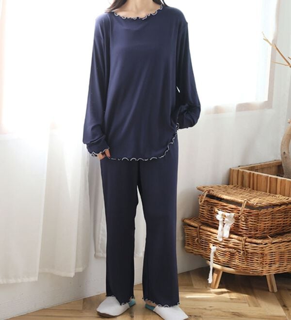 A HAPPY MARILYN（アハッピーマリリン）の「【大きいサイズ】【Ｌ～８Ｌ】くつろぎ時間を快適・オシャレにするルームウエア【エブリデイＲｉｂ】（パジャマ・ルームウェア）」｜ネイビー